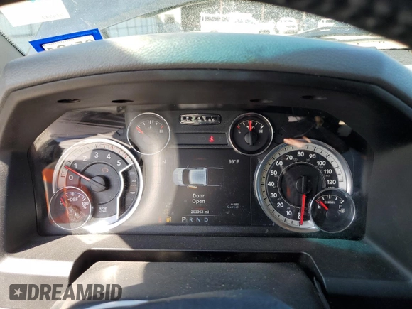 2018 Ram 2500 Big Horn z VIN 3C6UR5ML9JG139461, wystawiony jako Copart lot #71762814 z przebiegiem 203 063 mil mil oraz Czysty tytuł • Clean title. Historia ofert i sprzedaży dostępna na DreamBid. Obrazek 9.