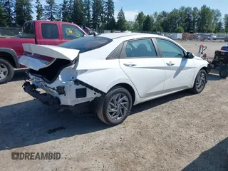 2024 Hyundai Elantra SEL with VIN KMHLM4DG4RU694158, listed as a IAAI auction lot 42451607 with 6,471 mi miles and . Bid and sale history available at DreamBid. Image 4.