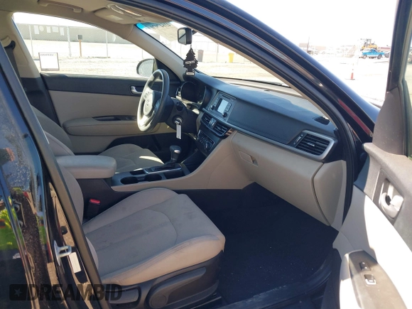 2016 Kia Optima LX with VIN 5XXGT4L32GG108695, listed as a IAAI auction lot 41647970 with 125,319 mi miles. Bid and sale history available at carsss.com. Image 5.