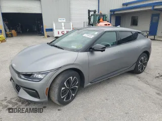 2024 Kia EV6 GT-Line z VIN KNDC44LA6R5202841, wystawiony jako Copart lot #57298405 z przebiegiem 18 mil mil oraz Szkoda całkowita • Salvage title. Historia ofert i sprzedaży dostępna na DreamBid. Obrazek 1.