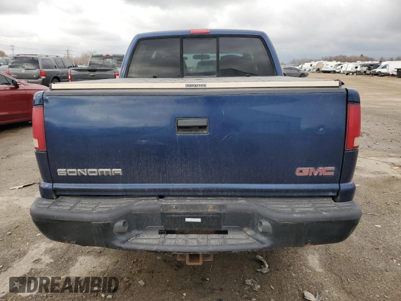 2001 GMC Sonoma SLS with VIN 1GTDT13W21K184331, listed as a Copart auction lot 81176184 with 162,506 mi miles and Salvage Title. Bid and sale history available at carsss.com. Image 6.