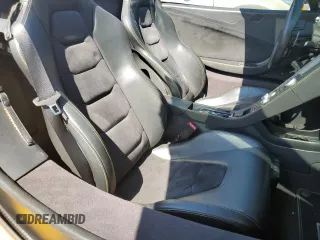 2016 McLaren 650S z VIN SBM11FAA6GW006251, wystawiony jako Copart lot #70628064 z przebiegiem 13 452 mil mil oraz Szkody całkowita. Historia ofert i sprzedaży dostępna na DreamBid. Obrazek 11.