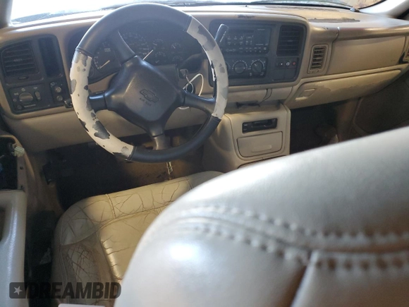 2002 Chevrolet Suburban LS with VIN 3GNEC16Z32G187474, listed as a Copart auction lot 88990565 with 277,377 mi miles and Salvage Title. Bid and sale history available at carsss.com. Image 8.