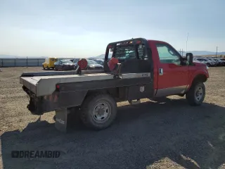 2015 Ford F-350 XL with VIN 1FTRF3B65FEA48534, listed as a Copart auction lot 68135964 with 204,110 mi miles and Salvage title. Bid and sale history available at DreamBid. Image 3.