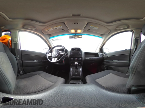 2011 Jeep Compass with VIN 1J4NF1FB1BD251618, listed as a IAAI auction lot 41633368 with 125,326 mi miles. Bid and sale history available at carsss.com. Image 18.
