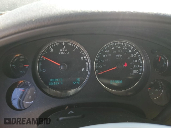 2009 Chevrolet Avalanche LTZ with VIN 3GNFK32009G233718, listed as a Copart auction lot 48580785 with 186,949 mi miles and Non Repairable. Bid and sale history available at carsss.com. Image 9.