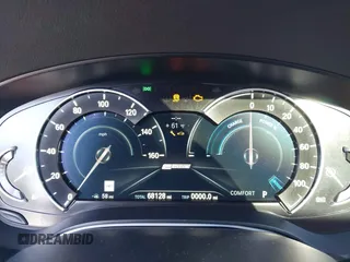 2019 BMW 5 Series 530e iPerformance with VIN WBAJA9C53KB388861, listed as a IAAI auction lot 41621712 with 68,128 mi miles. Bid and sale history available at carsss.com. Image 7.