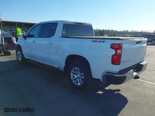 2022 Chevrolet Silverado 1500 LT with VIN 1GCPDKEKXNZ606711, listed as a IAAI auction lot 41698884 with 34,820 mi miles. Bid and sale history available at carsss.com. Image 3.