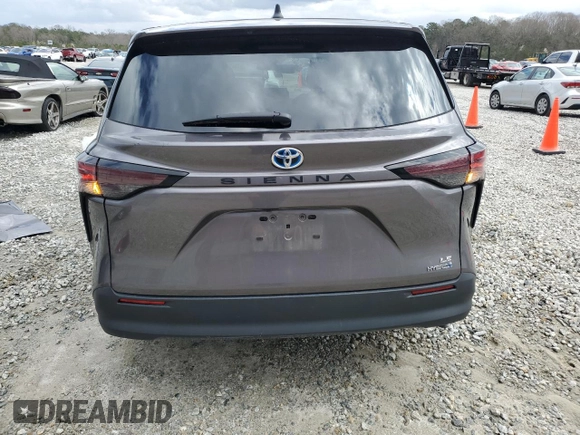 2024 Toyota Sienna LE with VIN 5TDKRKEC5RS208155, listed as a Copart auction lot 47843205 with 24,393 mi miles and Clean Title. Bid and sale history available at carsss.com. Image 6.