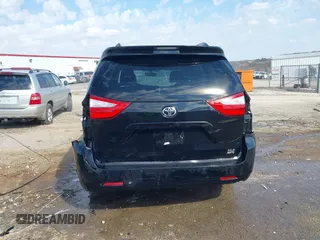 2017 Toyota Sienna XLE с VIN 5TDDZ3DC5HS146786, выставлен на аукционе IAAI как лот 41635018 с пробегом 64 942 миль миль и . История ставок и продаж доступна на DreamBid. Изображение 17.