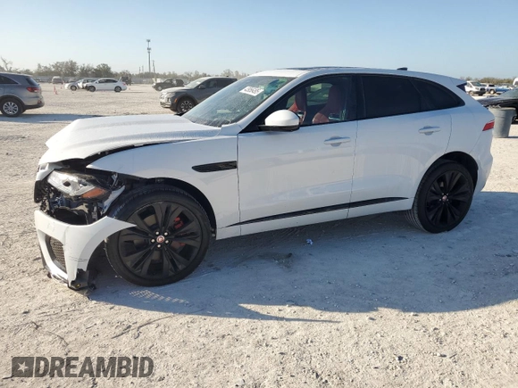 2021 Jaguar F-Pace R-Dynamic S z VIN SADCT2FU5MA681304, wystawiony jako Copart lot #43956495 z przebiegiem 28 466 mil mil oraz Szkoda całkowita • Salvage title. Historia ofert i sprzedaży dostępna na DreamBid. Obrazek 1.