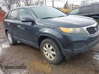 2012 Kia Sorento LX with VIN 5XYKT4A15CG240545, listed as a IAAI auction lot 41734011 with 262,001 mi miles. Bid and sale history available at carsss.com. Image 1.
