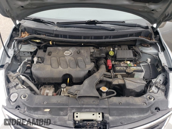 2010 Nissan Versa S z VIN 3N1BC1CPXAL467982, wystawiony jako Copart lot #58525655 z przebiegiem 139 088 mil mil oraz Szkoda całkowita • Salvage title. Historia ofert i sprzedaży dostępna na DreamBid. Obrazek 11.