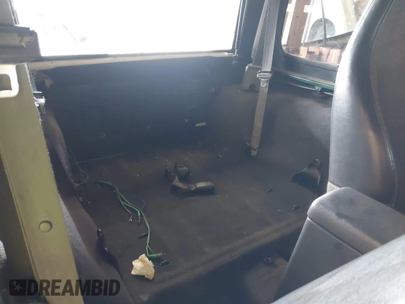 2000 Jeep Wrangler Sport with VIN 1J4FA49S8YP780104, listed as a IAAI auction lot 42095731 with Not provided miles and . Bid and sale history available at DreamBid. Image 8.