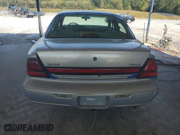1998 Oldsmobile 88 LS z VIN 1G3HN52K4W4803377, wystawiony jako Copart lot #75638114 z przebiegiem 75 754 mil mil oraz Tytuł czysty. Historia ofert i sprzedaży dostępna na DreamBid. Obrazek 6.