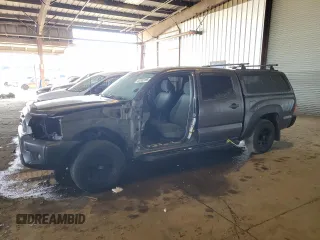2013 Toyota Tacoma with VIN 5TFJX4CN9DX022199, listed as a Copart auction lot 44762185 with 210,623 mi miles and Salvage title. Bid and sale history available at DreamBid. Image 1.