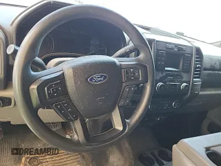2019 Ford F-250 XL with VIN 1FT7W2B65KEE40165, listed as a IAAI auction lot 42727924 with 182,010 mi miles and . Bid and sale history available at DreamBid. Image 20.