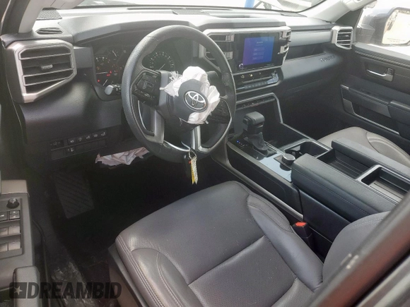 2022 Toyota Tundra SR5 with VIN 5TFLA5AB3NX009801, listed as a Copart auction lot 62122045 with 19,377 mi miles and Salvage title. Bid and sale history available at DreamBid. Image 8.