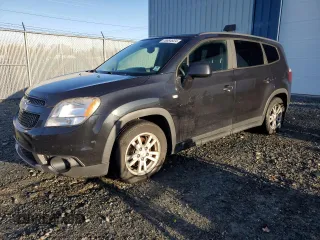 2012 Chevrolet Orlando 1LT z VIN KL77P2EM7CK572173, wystawiony jako Copart lot #76684924 z przebiegiem 211 680 mil mil oraz Tytuł czysty. Historia ofert i sprzedaży dostępna na DreamBid. Obrazek 1.