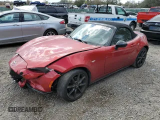 2016 Mazda MX-5 Miata Club z VIN JM1NDAC76G0116757, wystawiony jako Copart lot #44521725 z przebiegiem 44 330 mil mil oraz Szkody całkowita. Historia ofert i sprzedaży dostępna na DreamBid. Obrazek 1.