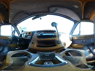 1993 GMC Vandura z VIN 1GDEG25KXPF515274, wystawiony jako IAAI lot #41663966 z przebiegiem 112 288 mil mil oraz . Historia ofert i sprzedaży dostępna na DreamBid. Obrazek 18.
