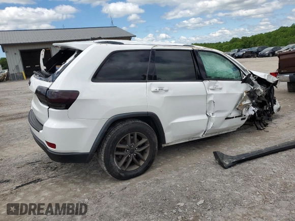 2016 Jeep Grand Cherokee Laredo z VIN 1C4RJFAG5GC399631, wystawiony jako Copart lot #55294584 z przebiegiem Nie podano mil oraz Nie do naprawy • Non repairable. Historia ofert i sprzedaży dostępna na DreamBid. Obrazek 3.