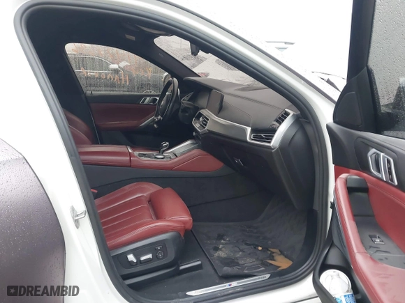 2021 BMW X6 xDrive40i with VIN 5UXCY6C07M9G44005, listed as a IAAI auction lot 41428636 with 65,670 mi miles. Bid and sale history available at carsss.com. Image 5.