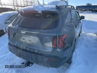 2021 Kia Sorento X-Line z VIN 5XYRGDLF1MG012586, wystawiony jako Copart lot #51568115 z przebiegiem Nie podano mil oraz Szkoda całkowita • Salvage title. Historia ofert i sprzedaży dostępna na DreamBid. Obrazek 3.