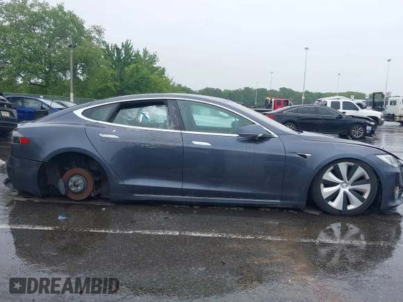 2020 Tesla Model S Long Range с VIN 5YJSA1E21LF413251, выставлен на аукционе IAAI как лот 42350131 с пробегом 16 427 миль миль и . История ставок и продаж доступна на DreamBid. Изображение 12.