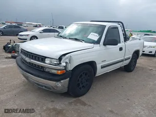 2000 Chevrolet Silverado 1500 with VIN 1GCEC14W7YZ128535, listed as a IAAI auction lot 41491464 with 244,344 mi miles. Bid and sale history available at carsss.com. Image 2.