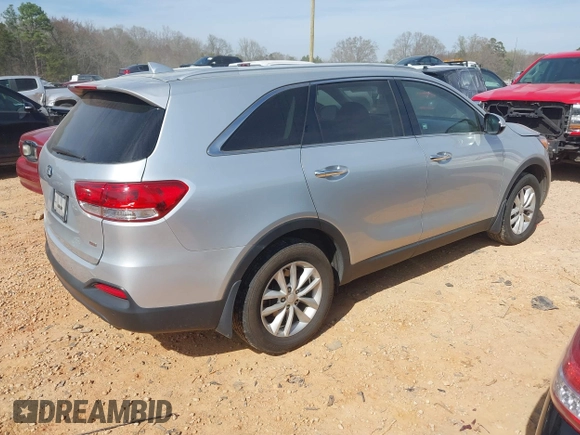 2018 Kia Sorento LX z VIN 5XYPG4A33JG417196, wystawiony jako IAAI lot #41816375 z przebiegiem 115 852 mil mil oraz . Historia ofert i sprzedaży dostępna na DreamBid. Obrazek 4.