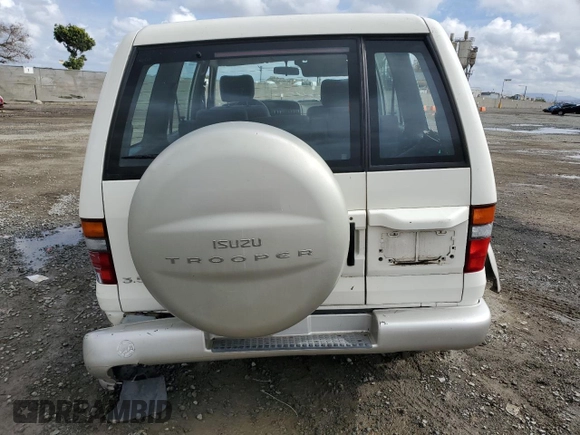 1999 Isuzu Trooper S z VIN JACDJ58XXX7922000, wystawiony jako Copart lot #48209835 z przebiegiem 127 024 mil mil oraz Szkoda całkowita • Salvage title. Historia ofert i sprzedaży dostępna na DreamBid. Obrazek 6.
