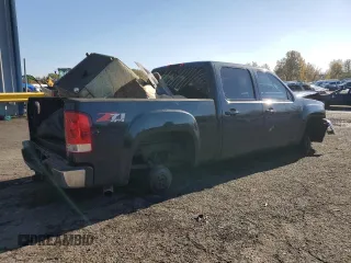 2009 GMC Sierra 1500 with VIN 2GTEK333391130783, listed as a Copart auction lot 43365775 with Not Provided miles and Salvage Title. Bid and sale history available at DreamBid. Image 3.