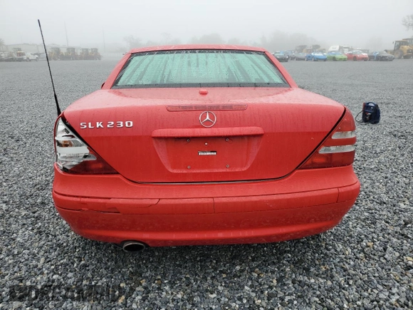 2003 Mercedes-Benz SLK 230 Kompressor с VIN WDBKK49F43F286405, выставлен на аукционе Copart как лот 84041324 с пробегом 122 799 миль миль и Списание • Salvage title. История ставок и продаж доступна на DreamBid. Изображение 6.