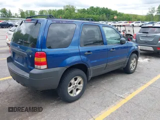 2007 Ford Escape XLT с VIN 1FMYU93177KA02872, выставлен на аукционе IAAI как лот 42356149 с пробегом 134 150 миль миль и . История ставок и продаж доступна на DreamBid. Изображение 4.
