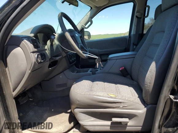 2003 Ford Explorer XLS with VIN 1FMZU72K33UA28547, listed as a Copart auction lot 57717395 with 95,405 mi miles and Clean title. Bid and sale history available at DreamBid. Image 7.