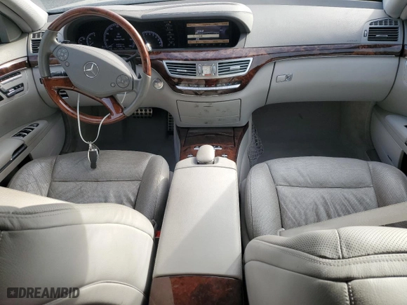 2013 Mercedes-Benz S-Class S 550 with VIN WDDNG7DB7DA511135, listed as a Copart auction lot 87851415 with 177,795 mi miles and Salvage Title. Bid and sale history available at carsss.com. Image 8.
