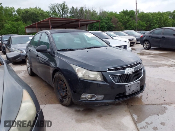2014 Chevrolet Cruze LS with VIN 1G1PA5SH1E7326487, listed as a IAAI auction lot 42111515 with 126,685 mi miles and . Bid and sale history available at DreamBid. Image 1.