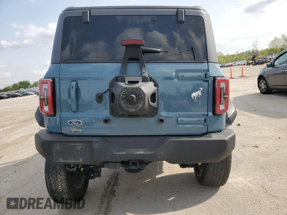 2022 Ford Bronco with VIN 1FMDE5DH3NLB05164, listed as a Copart auction lot 54131195 with 29,052 mi miles and Salvage title. Bid and sale history available at DreamBid. Image 6.