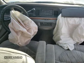 1997 Ford Crown Victoria LX z VIN 2FALP74W1VX206832, wystawiony jako Copart lot #51716425 z przebiegiem 325 063 mil mil oraz Szkoda całkowita • Salvage title. Historia ofert i sprzedaży dostępna na DreamBid. Obrazek 8.