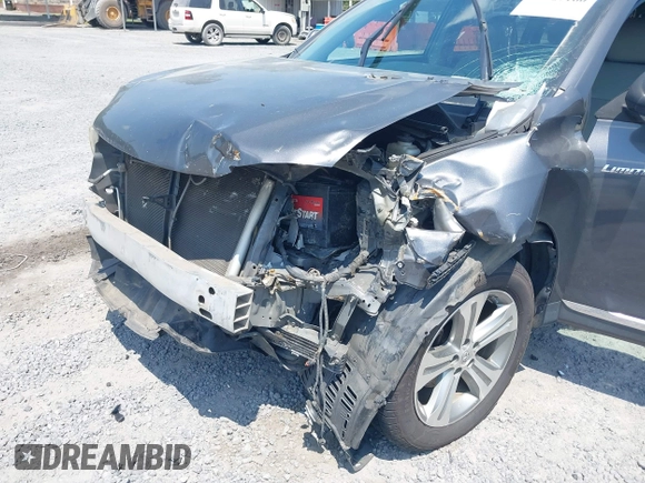 2011 Toyota Highlander Limited with VIN 5TDYK3EH3BS027884, listed as a IAAI auction lot 42527160 with 310,068 mi miles and . Bid and sale history available at DreamBid. Image 6.