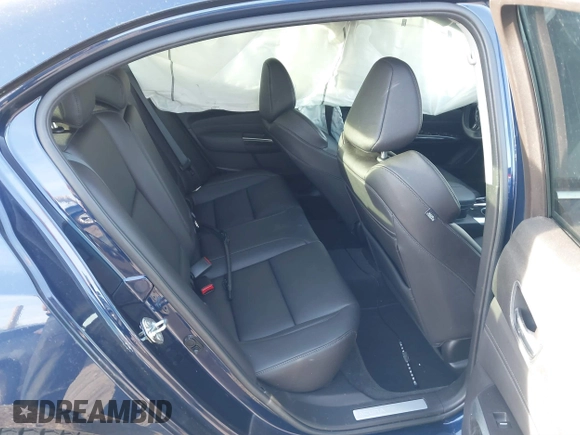 2018 Acura TLX with VIN 19UUB1F33JA008030, listed as a IAAI auction lot 41646216 with 55,931 mi miles and . Bid and sale history available at DreamBid. Image 8.