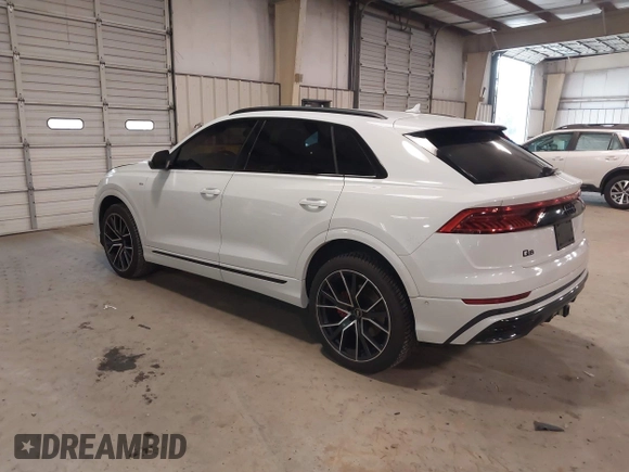 2021 Audi Q8 Prestige z VIN WA1FVAF18MD026128, wystawiony jako IAAI lot #41254457 z przebiegiem 67 148 mil mil oraz . Historia ofert i sprzedaży dostępna na DreamBid. Obrazek 3.