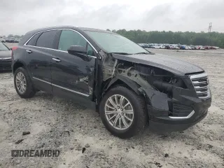 2017 Cadillac XT5 Luxury FWD z VIN 1GYKNBRS9HZ273319, wystawiony jako Copart lot #55829275 z przebiegiem 89 373 mil mil oraz Szkody całkowita. Historia ofert i sprzedaży dostępna na DreamBid. Obrazek 4.