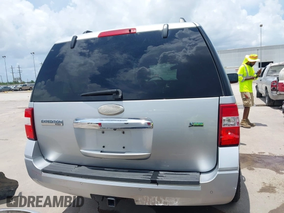2012 Ford Expedition Limited with VIN 1FMJU1K53CEF29288, listed as a IAAI auction lot 42516282 with 217,650 mi miles and . Bid and sale history available at DreamBid. Image 17.