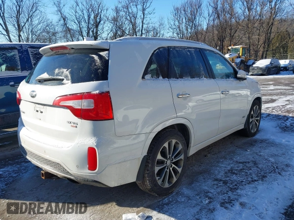 2014 Kia Sorento SX Limited with VIN 5XYKWDA73EG520883, listed as a IAAI auction lot 41391858 with 98,762 mi miles. Bid and sale history available at carsss.com. Image 4.