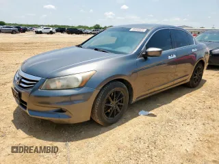 2011 Honda Accord EX z VIN 1HGCP3F72BA027911, wystawiony jako Copart lot #58446935 z przebiegiem 162 068 mil mil oraz Czysty tytuł • Clean title. Historia ofert i sprzedaży dostępna na DreamBid. Obrazek 1.