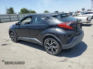 2018 Toyota C-HR XLE with VIN NMTKHMBXXJR044779, listed as a Copart auction lot 59895875 with 135,761 mi miles and Clean title. Bid and sale history available at DreamBid. Image 2.