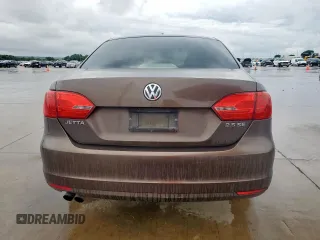 2012 Volkswagen Jetta SE с VIN 3VWDX7AJXCM324469, выставлен на аукционе Copart как лот 60819075 с пробегом 215 746 миль миль и Чистый • Clean title. История ставок и продаж доступна на DreamBid. Изображение 6.