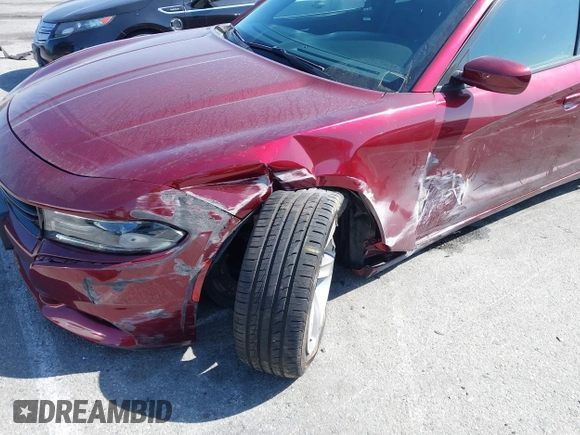 2018 Dodge Charger SXT Plus with VIN 2C3CDXHG2JH247372, listed as a IAAI auction lot 41988312 with 33,204 mi miles and . Bid and sale history available at carsss.com. Image 6.